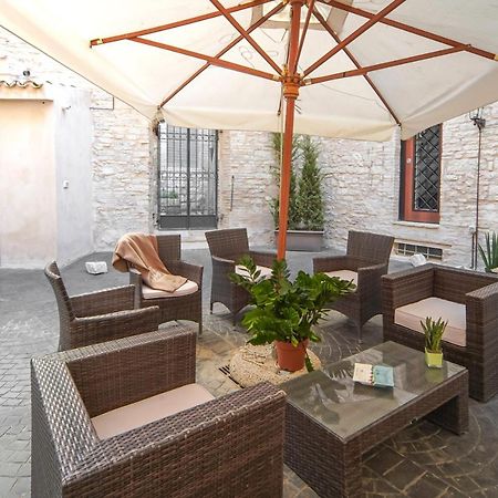 Palazzo Bozzoni Assisi Boutique Apartments Exterior foto